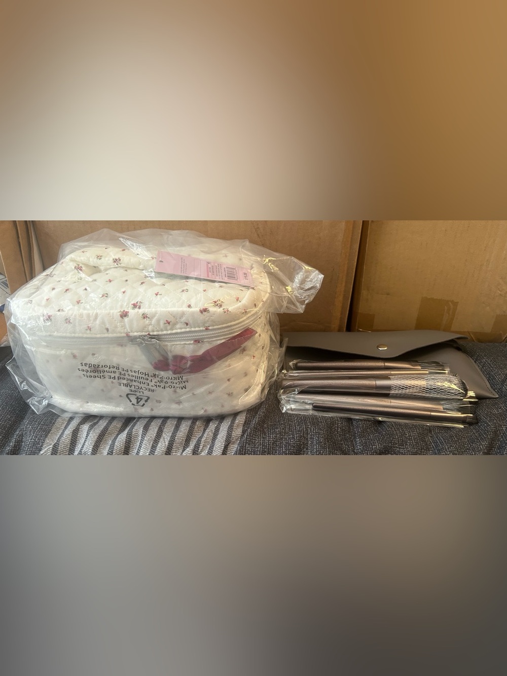Make up Bag and makeup brushes with case bundle